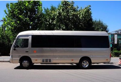 東莞到深圳機場深圳灣小車商務車中巴大巴旅游包車